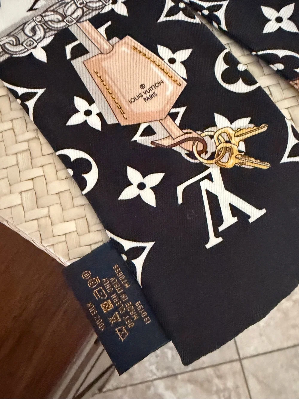 Louis Vuitton Black, White & Gold Monogram Twilly Scarf